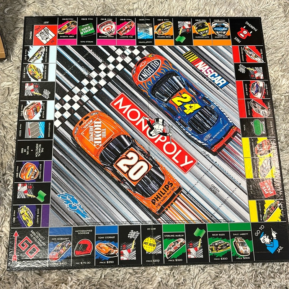 VINTAGE Monopoly NASCAR 2002